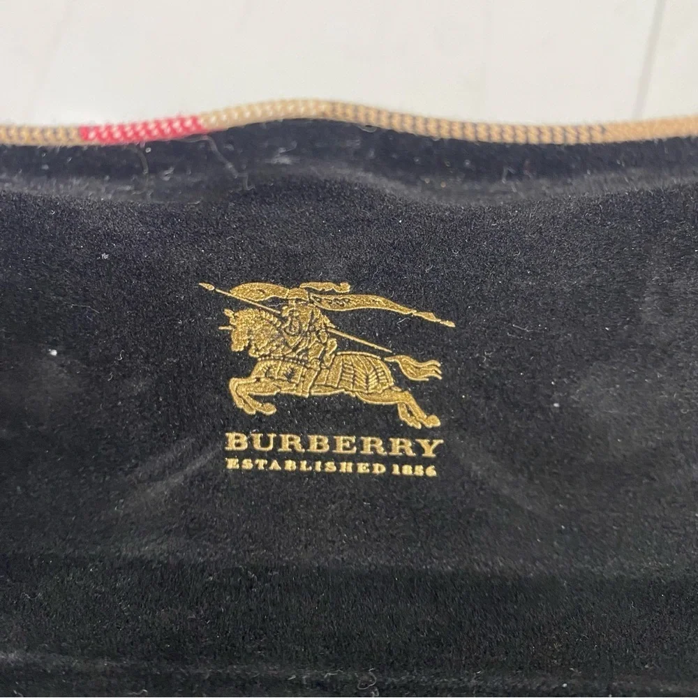 Burberry Nova Check Hard Shell Sun Glasses Eyeglass Case Plaid w/Cloth EUC - Picture 2 of 5
